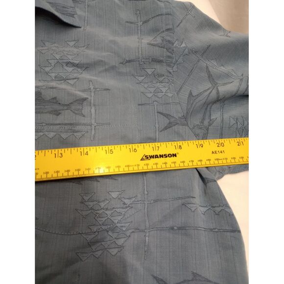Quicksilver Waterman Shirt Medium Blue Fish Print Button Up Short Sleeve Mens - Picture 6 of 11
